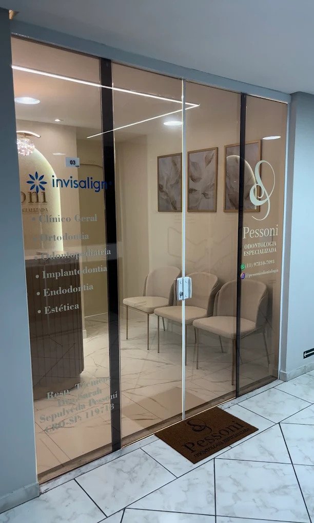 PESSONI ODONTO - FRENTE CONSULTORIO